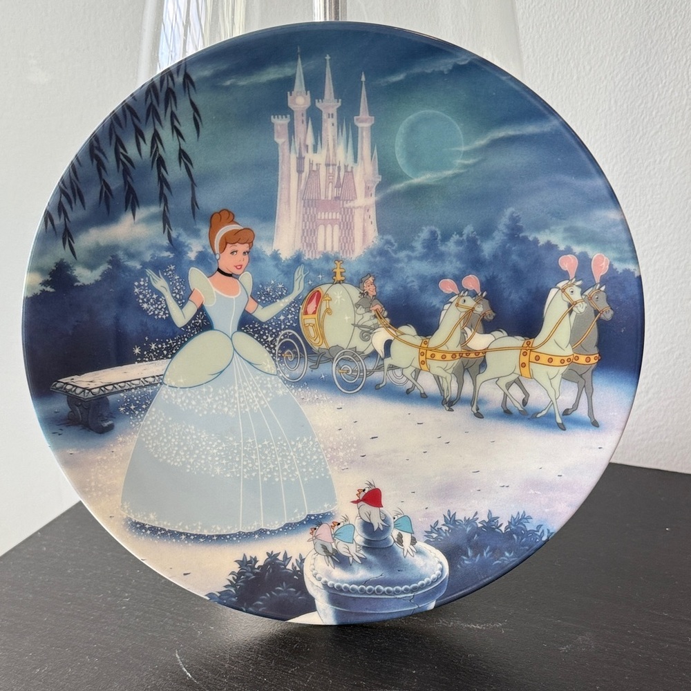 Cinderella Disney Treasured Moments Collectors Plate‎ by Edwin M 3017 A